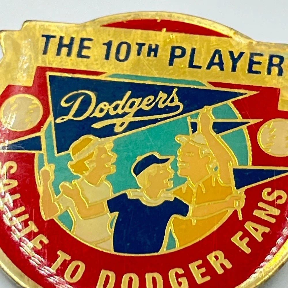 VTG 1992 LA Dodgers Stadium 30th Anniversary Pin Unocal 76 10th Player Enamel
